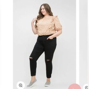 New. Judy Blue Jeans